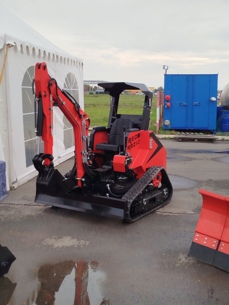 Выставка «СпецМашЭкспо»